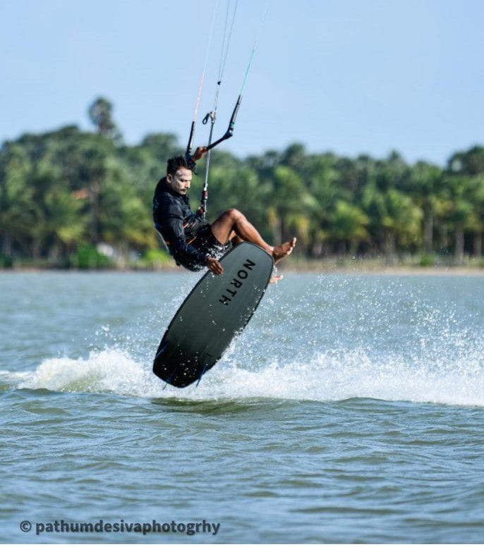 Kitesurfing Kalpitiya