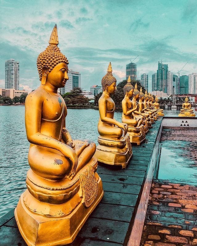 Colombo 2 Gangaramaya Temple Colombo