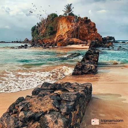 Mirissa 4 Parrot Rock Mirissa Beach